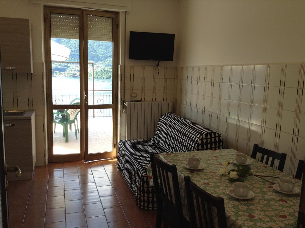 La Sorgente Villa Lezzeno Bagian luar foto